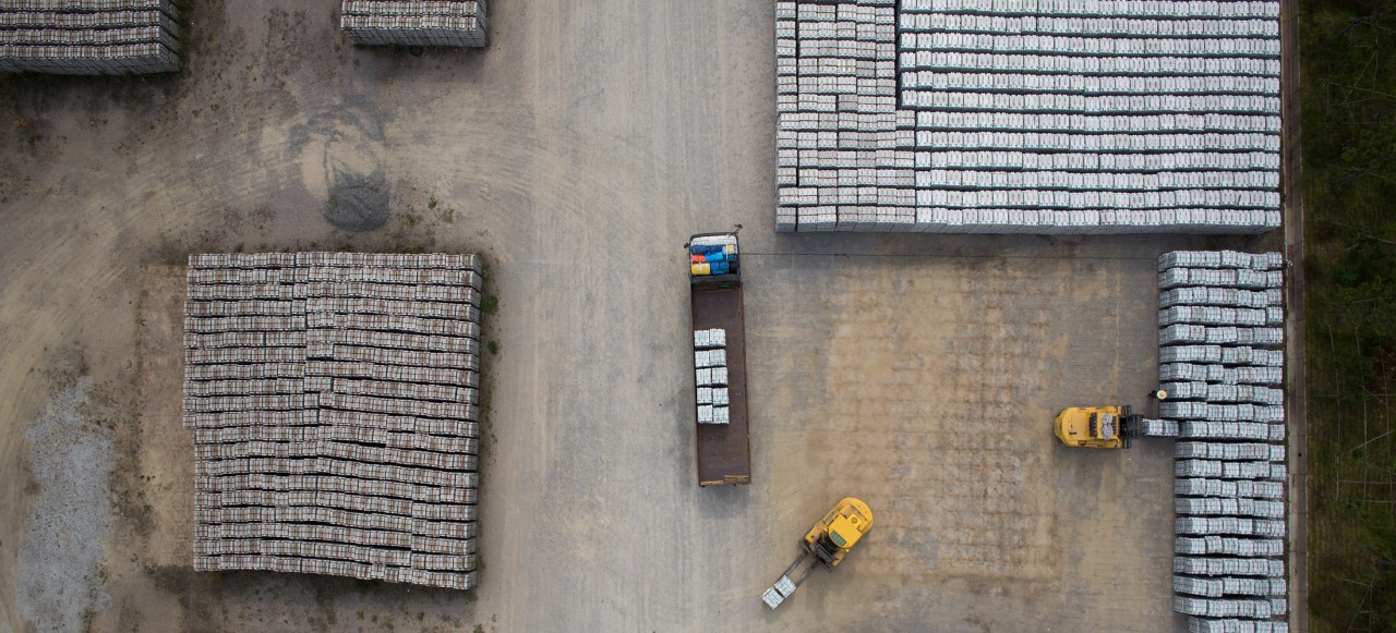 Forklift-truck-drivers