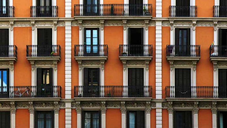 Building façade with rows of windows